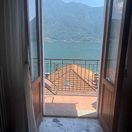 Апартаменты The Family - With Balcony And View